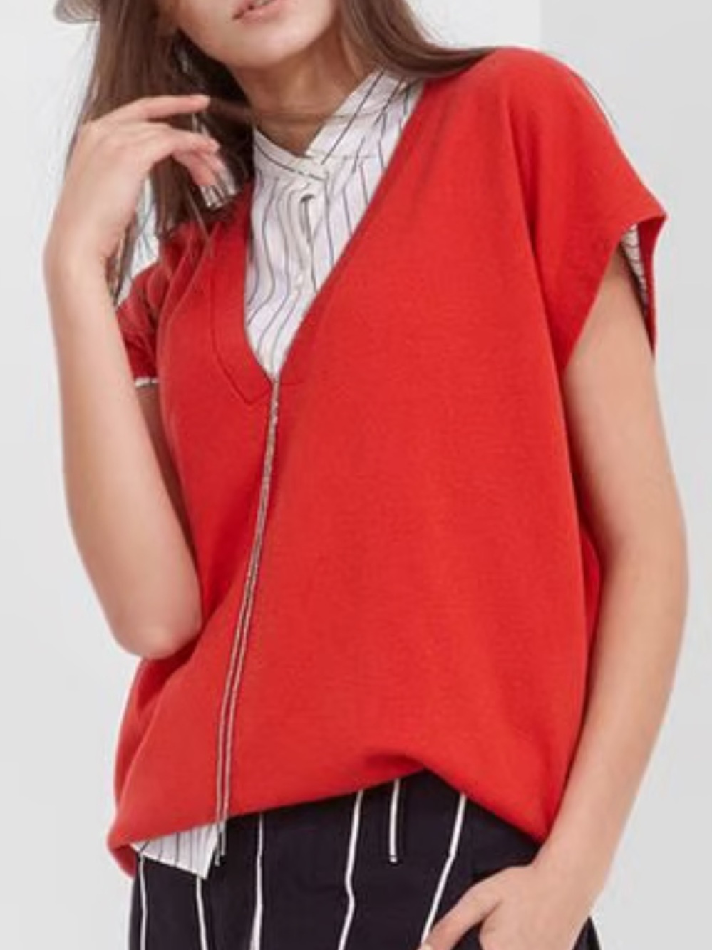 Brunello Cucinelli Brilliant Strands Cashmere V-Neck Top/Sweater